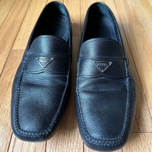 Prada Men’s Black Saffiano Leather Loafers Driver – Size 10 – Triangle Logo
